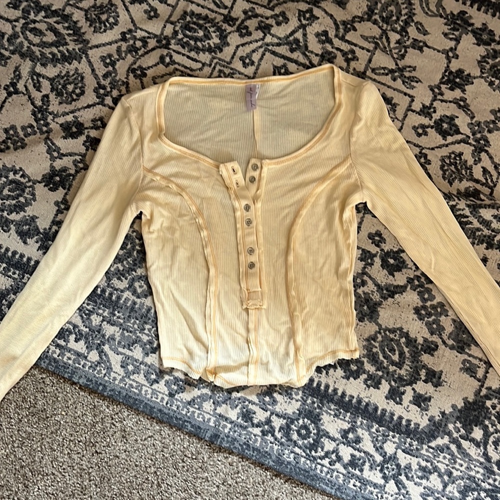 NWOT long sleeve Henley